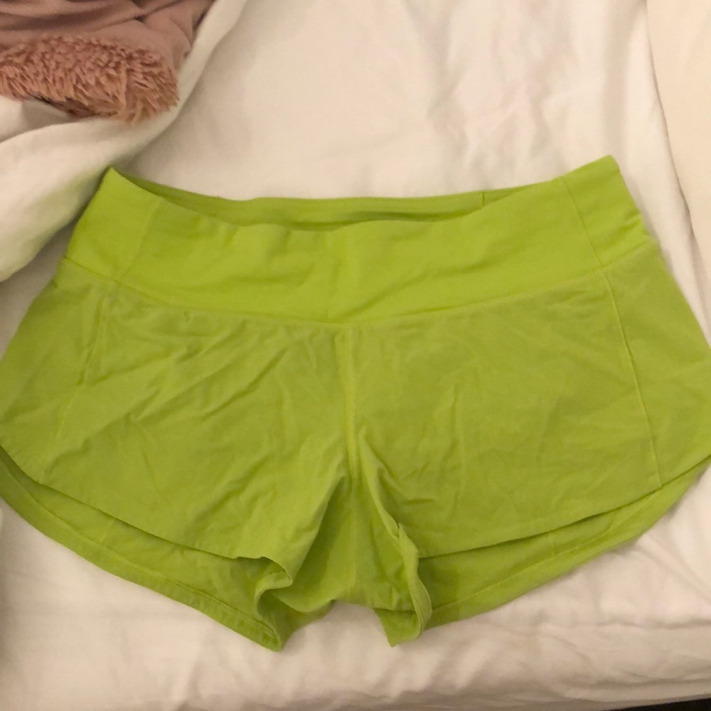 Lululemon Speed up short 2.5”